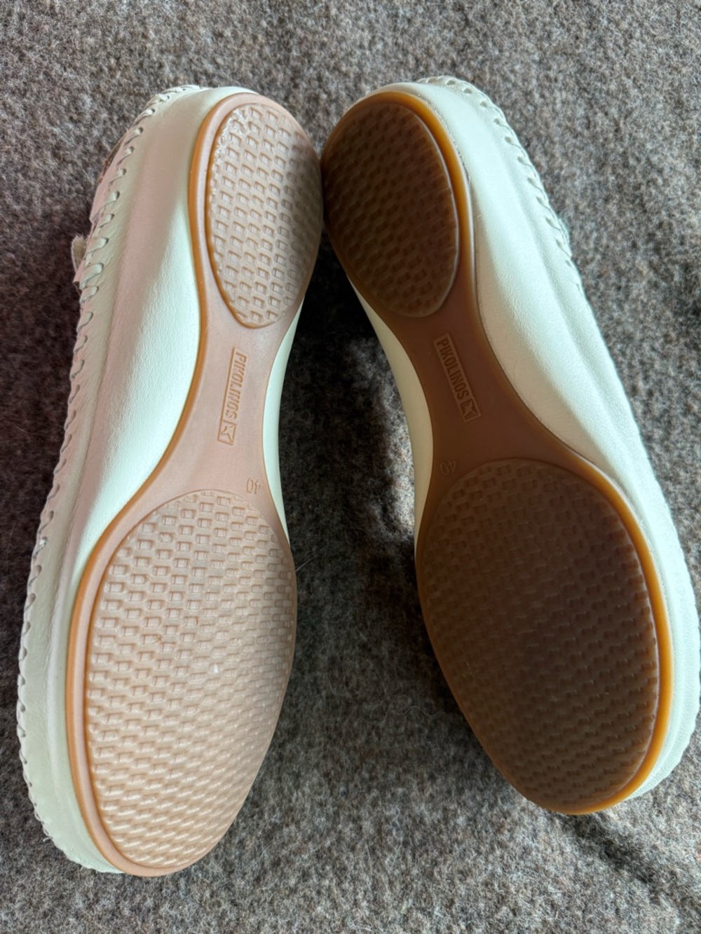 Pikolinos White Cutout Mary Jane Shoes - Picture 3 of 4